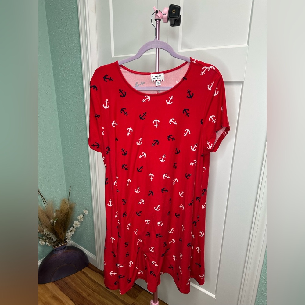Liberty Park petite PXL red nautical anchors short sleeve